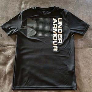 Under armour boys dri fit shirt